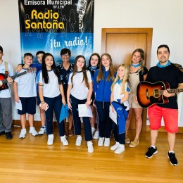 . la-radio-escolar