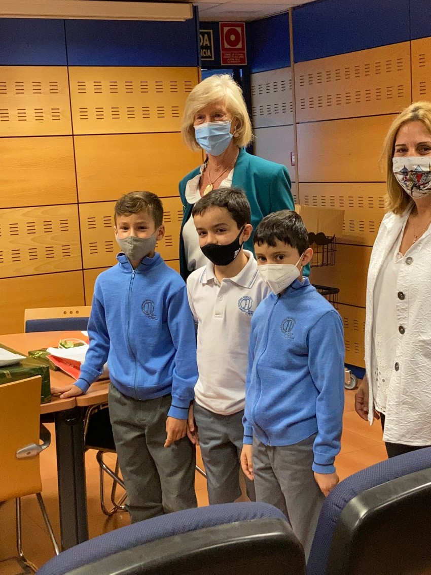 2los-alumnos-de-2-c2-ba-de-primaria-recogen-el-primer-premio-del-i-concurso-interaulas-de-periodismo-escolar_98382a8a-aa85-40b2-ade6-c4851ce50650 Noticias de Pastoral cursos 2020-2022