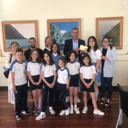 recaudacion-del-mercadillo-solidario-de-libros-de-segunda-mano_9d7a8f2e-e50b-4cf0-8f08-16a676ef02e0 noticias-y-eventos-curso-2022-2023